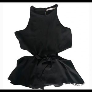 ZARA BLACK BLOUSE WITH SIDE CUT OUT SIZE XS